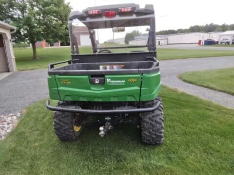 Image of John Deere XUV 590i Gator equipment image 3