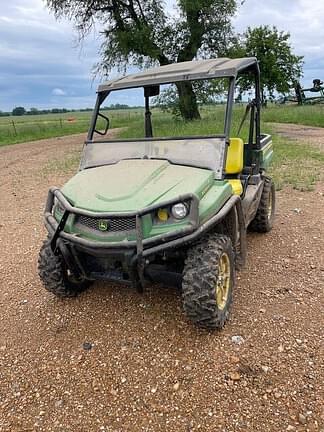 Image of John Deere XUV 590i Gator equipment image 4