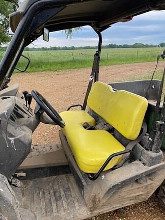 Image of John Deere XUV 590i Gator equipment image 3