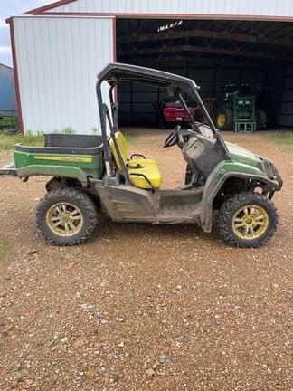 Main image John Deere XUV 590i Gator