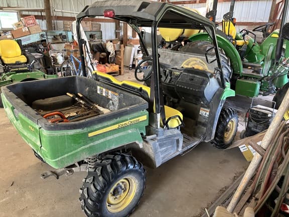 Image of John Deere XUV 590i Gator equipment image 3