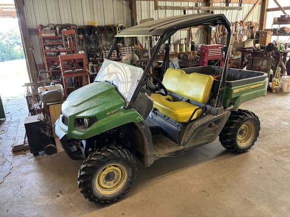 Image of John Deere XUV 590i Gator equipment image 2