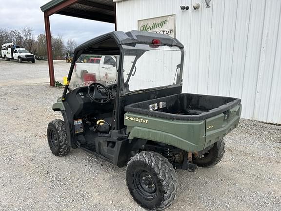 Image of John Deere XUV 590i Gator equipment image 1