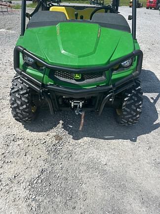 Image of John Deere XUV 590i Gator equipment image 3