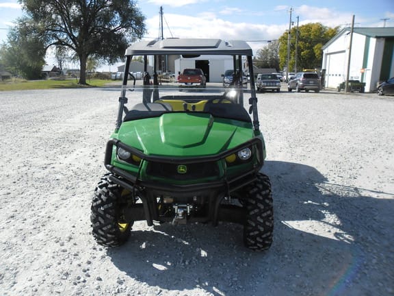 2016 John Deere XUV 590i Gator Equipment Image0
