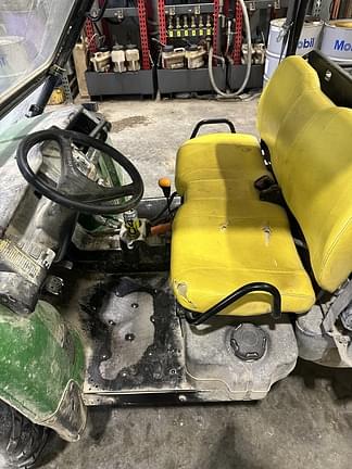 Image of John Deere XUV 625i equipment image 2