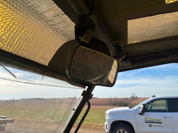 Image of John Deere XUV 625i equipment image 1