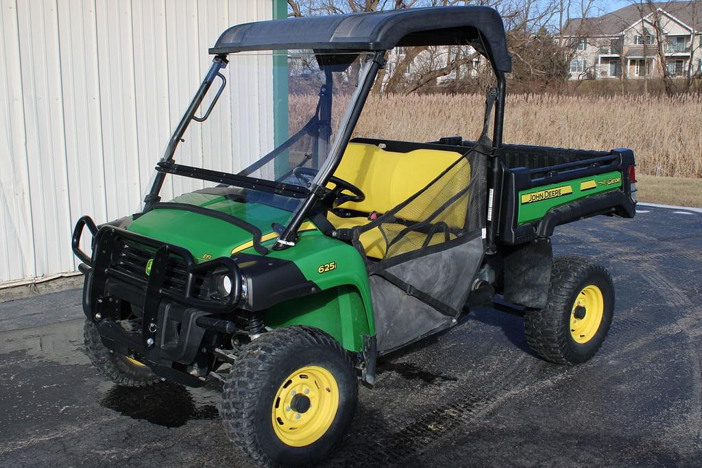 Image of John Deere XUV 625i Primary image