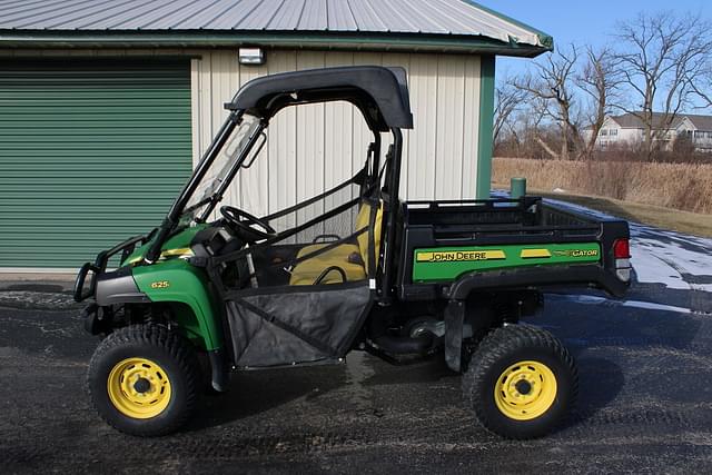 Image of John Deere XUV 625i equipment image 4