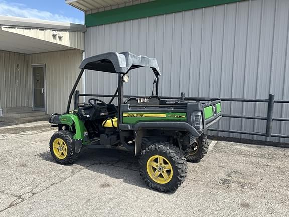 Image of John Deere Gator XUV 825i equipment image 2