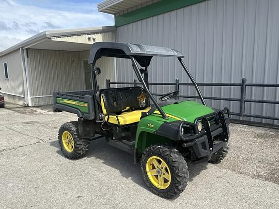 Image of John Deere Gator XUV 825i equipment image 4