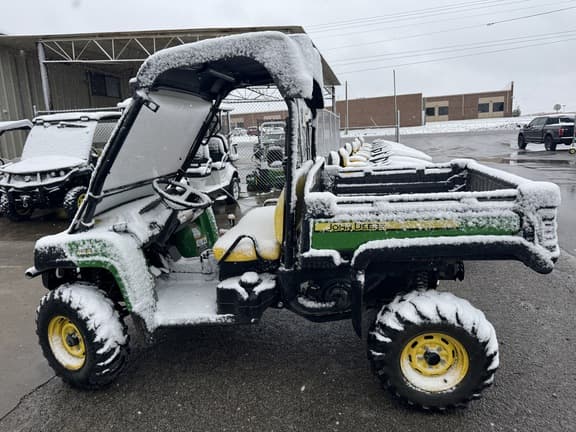 Image of John Deere XUV 625i equipment image 3