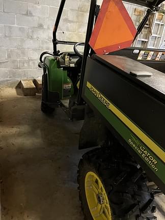 Image of John Deere Gator XUV 825i equipment image 4