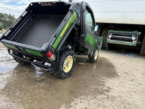 Image of John Deere Gator XUV 825i equipment image 3