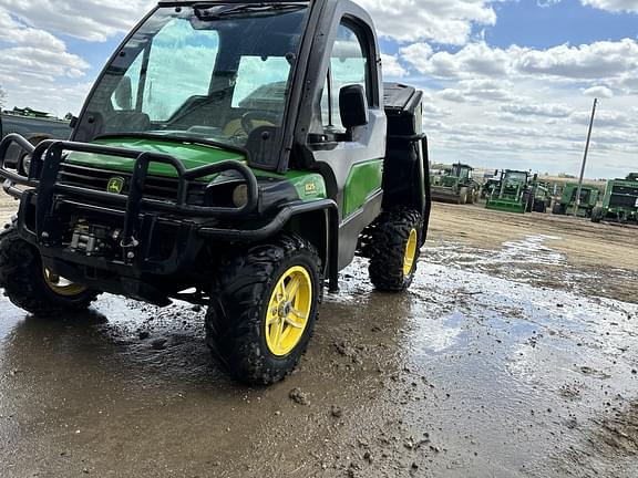 Image of John Deere Gator XUV 825i equipment image 1