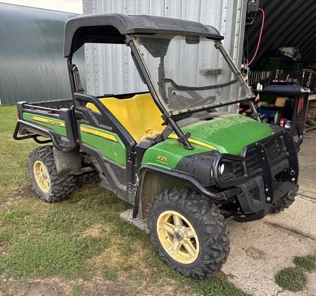 2016 John Deere Gator XUV 825i Equipment Image0