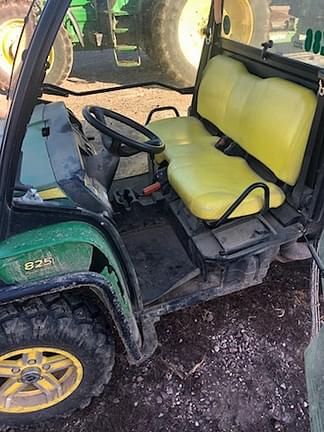 Image of John Deere Gator XUV 825i equipment image 2