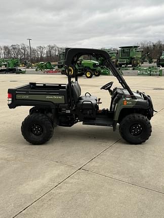 Image of John Deere Gator XUV 825i equipment image 4