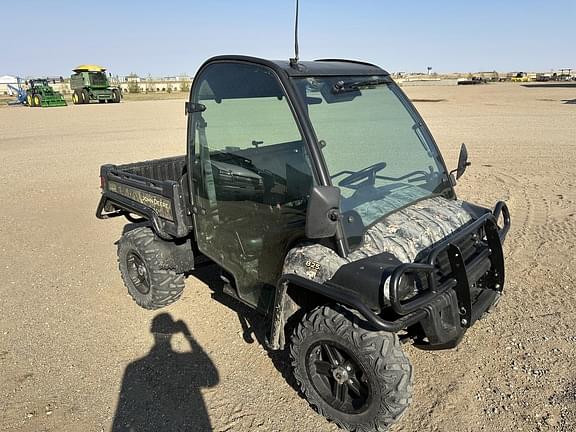 Image of John Deere Gator XUV 825i equipment image 1