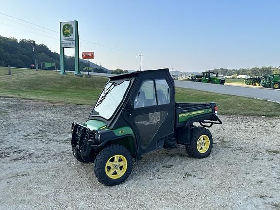 Image of John Deere Gator XUV 825i equipment image 1