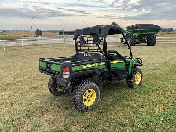 Image of John Deere Gator XUV 825i equipment image 1