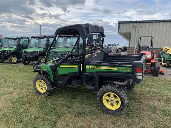 Image of John Deere Gator XUV 825i equipment image 3