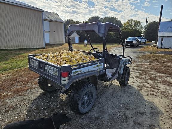 Image of John Deere Gator XUV 825i equipment image 2