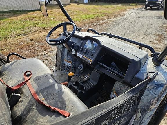 Image of John Deere Gator XUV 825i equipment image 4