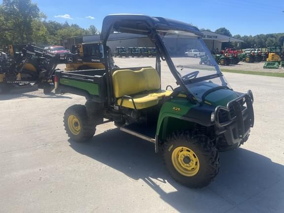 Image of John Deere Gator XUV 825i equipment image 2