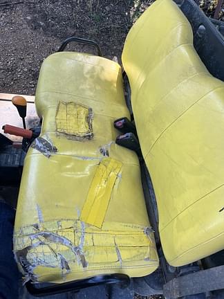Image of John Deere Gator XUV 825i equipment image 1