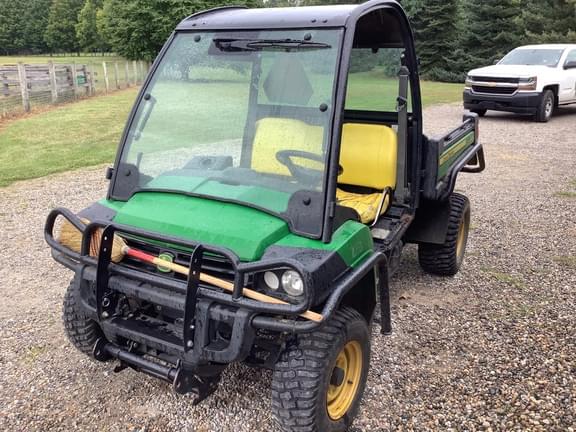 Image of John Deere Gator XUV 825i equipment image 1