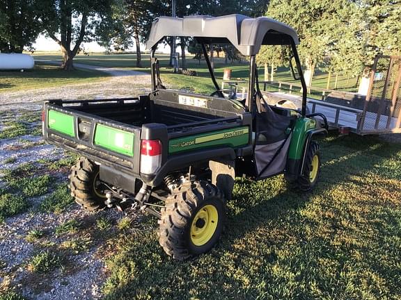 Image of John Deere Gator XUV 825i equipment image 1