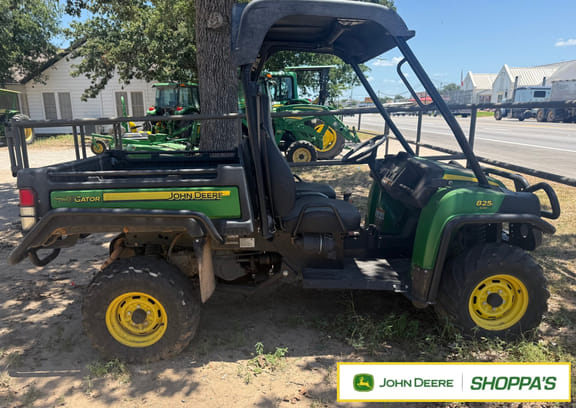 2016 John Deere Gator XUV 825i Equipment Image0