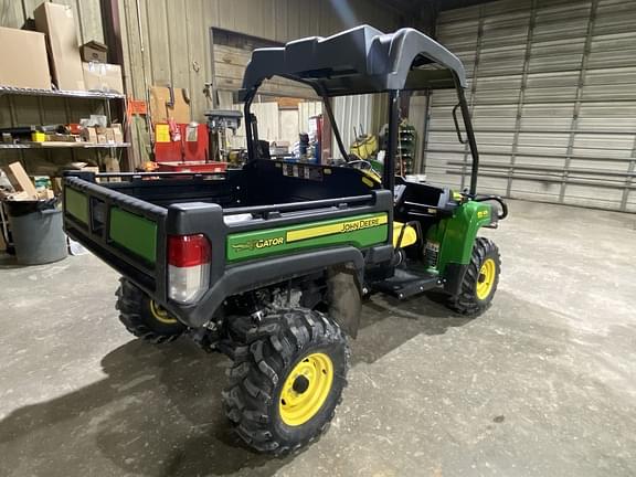 Image of John Deere Gator XUV 825i equipment image 4