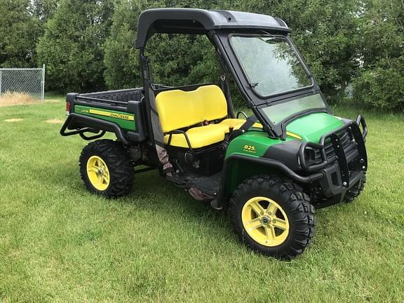 Image of John Deere Gator XUV 825i equipment image 1