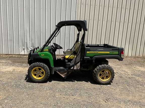 Main image John Deere Gator XUV 825i