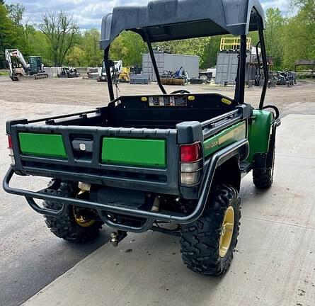 Image of John Deere Gator XUV 825i equipment image 3