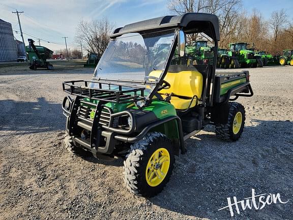 Image of John Deere Gator XUV 825i equipment image 1