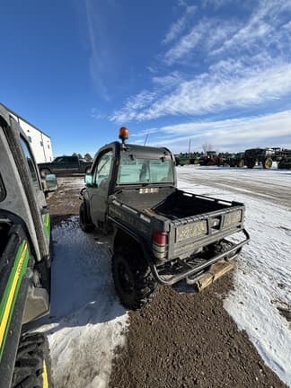 Image of John Deere Gator XUV 825i equipment image 4