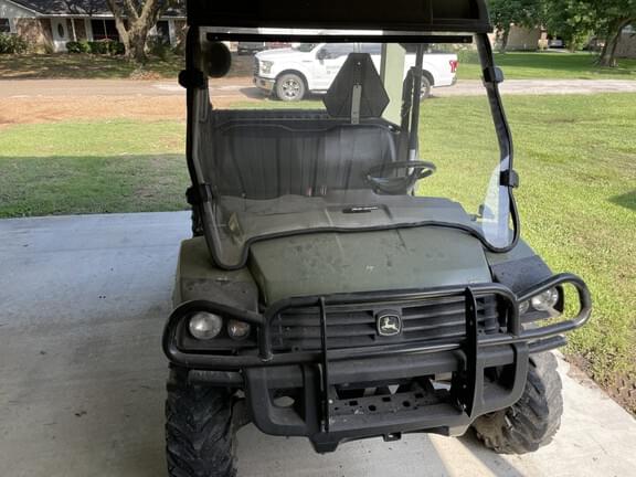 Image of John Deere Gator XUV 825i equipment image 4