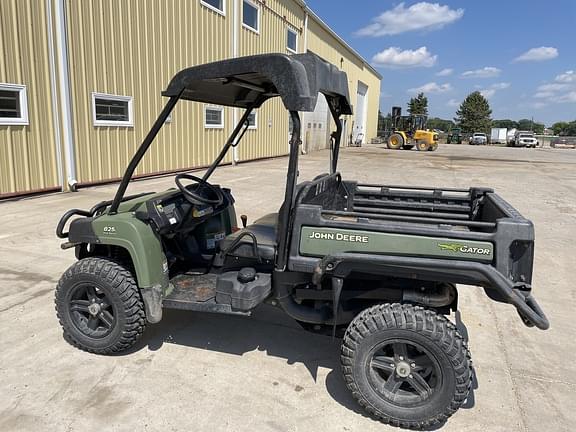 Image of John Deere Gator XUV 825i equipment image 3