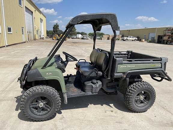 Image of John Deere Gator XUV 825i equipment image 4