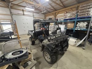 2016 John Deere Gator XUV 825i Image