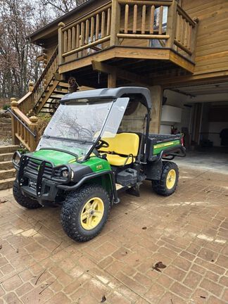 Main image John Deere Gator XUV 825i
