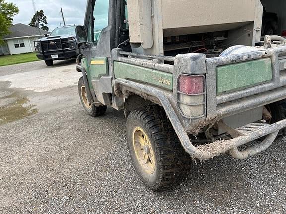 Image of John Deere Gator XUV 825i equipment image 1