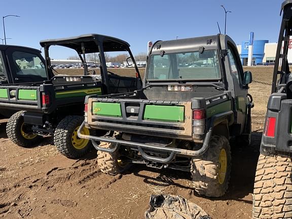 Image of John Deere Gator XUV 825i equipment image 1