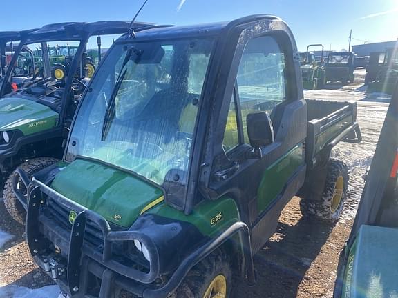 Image of John Deere Gator XUV 825i equipment image 2