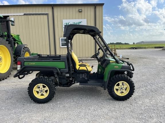Image of John Deere Gator XUV 825i equipment image 1