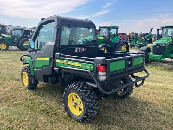 Image of John Deere Gator XUV 825i equipment image 2