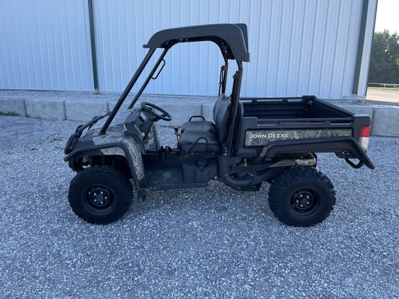 Main image John Deere Gator XUV 825i